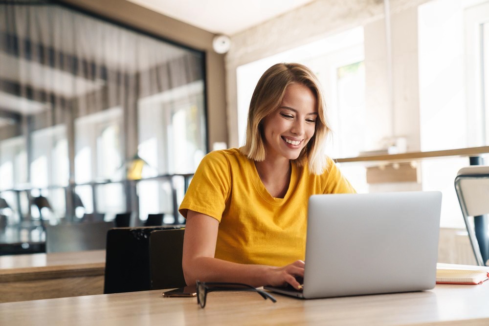 Woman Looking For Computer Repair in Ennice and Sparta